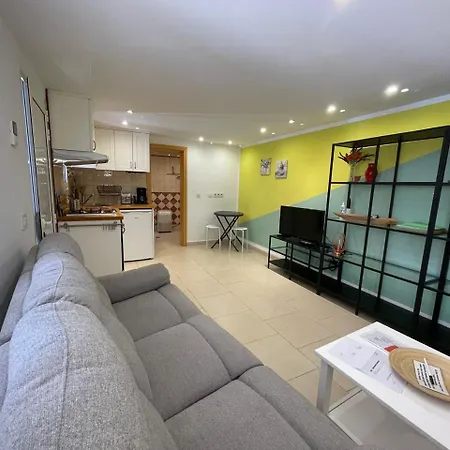 Daire Wunderschoenes Kleines Fuer 2 Personen Mit Idylischen Blick Ins Gruene
